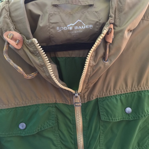 Eddie Bauer lightweight parka - Picture 4 of 8